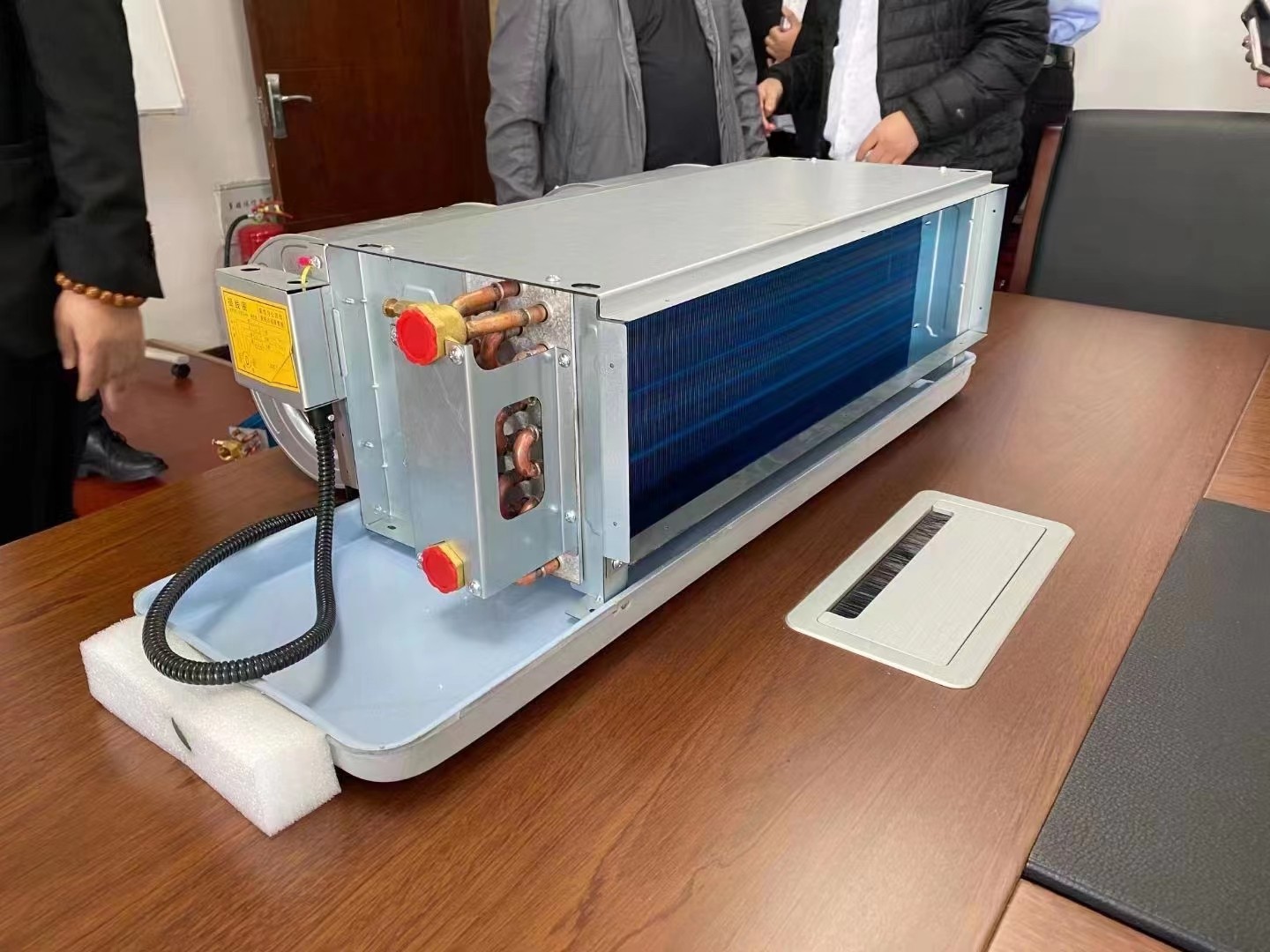 臥式暗裝風(fēng)機(jī)盤管的缺點(diǎn)