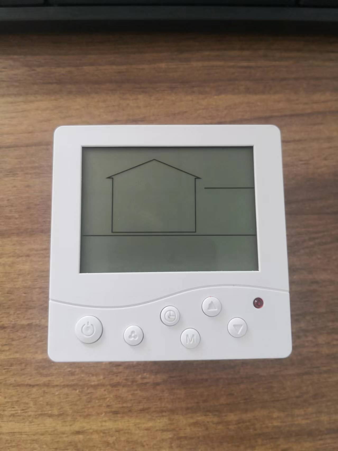 溫度控制器工作原理及應(yīng)用特點簡介